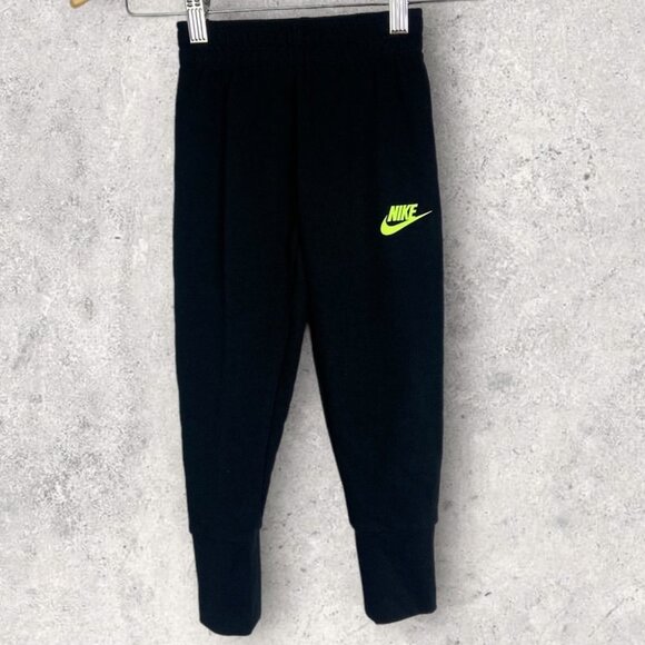 NEW Nike Tech Fleece Sweatpants Kids Size 3T Black 2 to 3 Year Olds Lightweight‎ - Picture 1 of 11